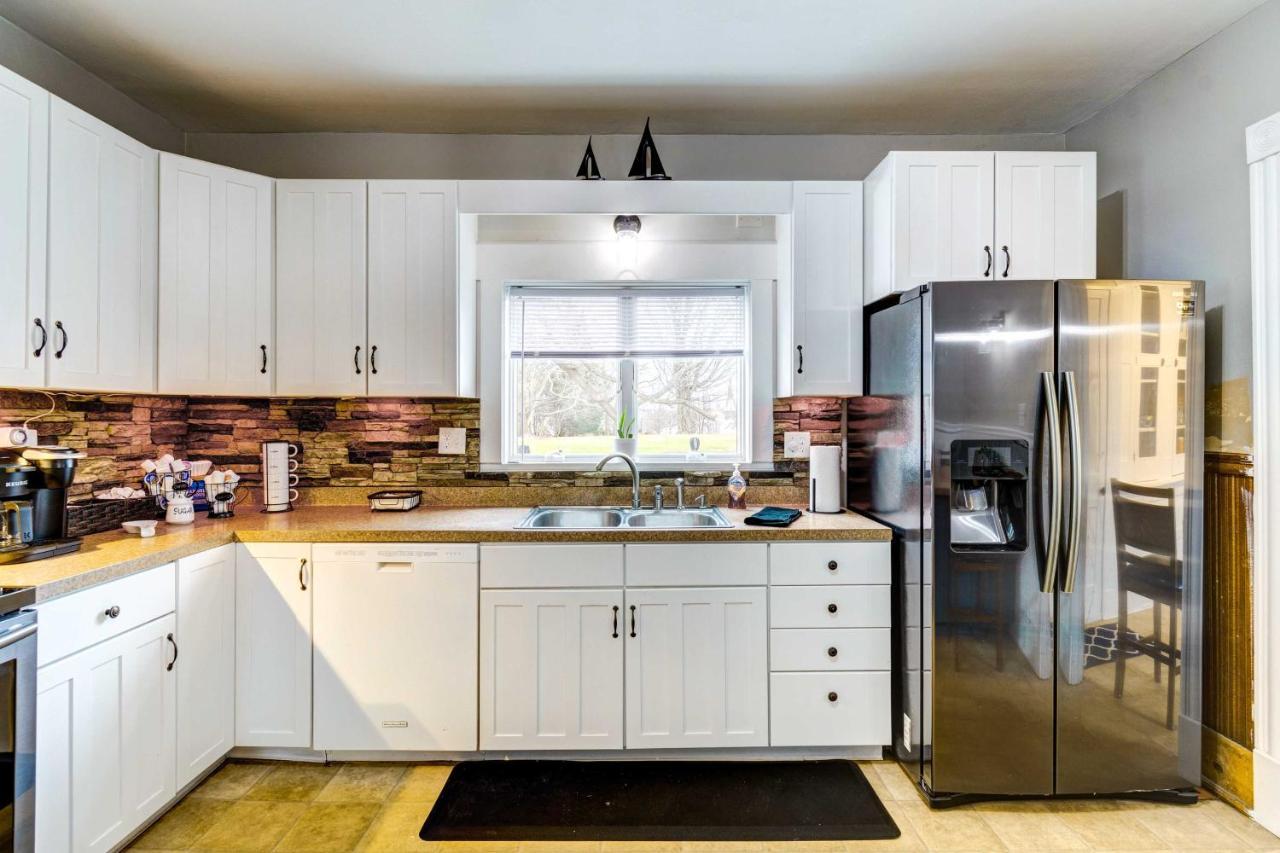 Sodus Point Home - Walkable To Beach! Εξωτερικό φωτογραφία