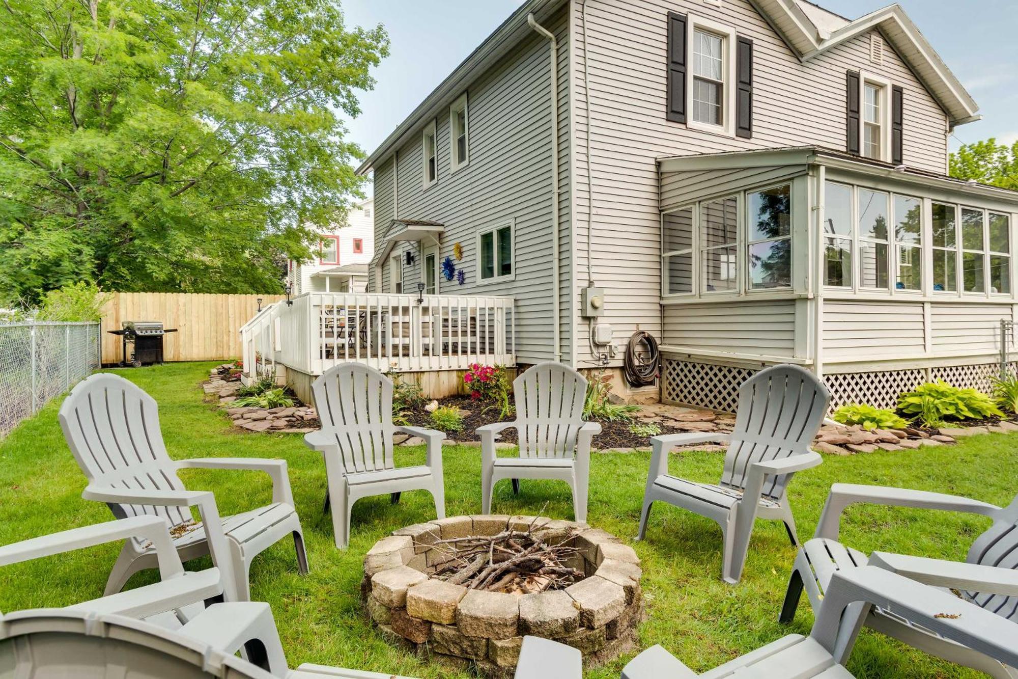 Sodus Point Home - Walkable To Beach! Εξωτερικό φωτογραφία